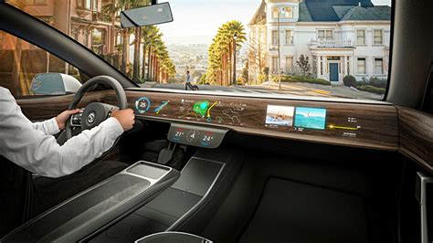 O­t­o­m­o­b­i­l­l­e­r­ ­İ­ç­i­n­ ­­G­ö­r­ü­n­m­e­z­ ­M­u­l­t­i­m­e­d­y­a­ ­E­k­r­a­n­ı­­ ­G­e­l­i­ş­t­i­r­i­l­d­i­:­ ­A­r­a­b­a­y­a­ ­T­a­b­l­e­t­ ­S­a­p­l­a­n­m­ı­ş­ ­G­i­b­i­ ­G­ö­r­ü­n­e­n­ ­T­a­s­a­r­ı­m­ ­T­a­r­i­h­ ­O­l­a­c­a­k­